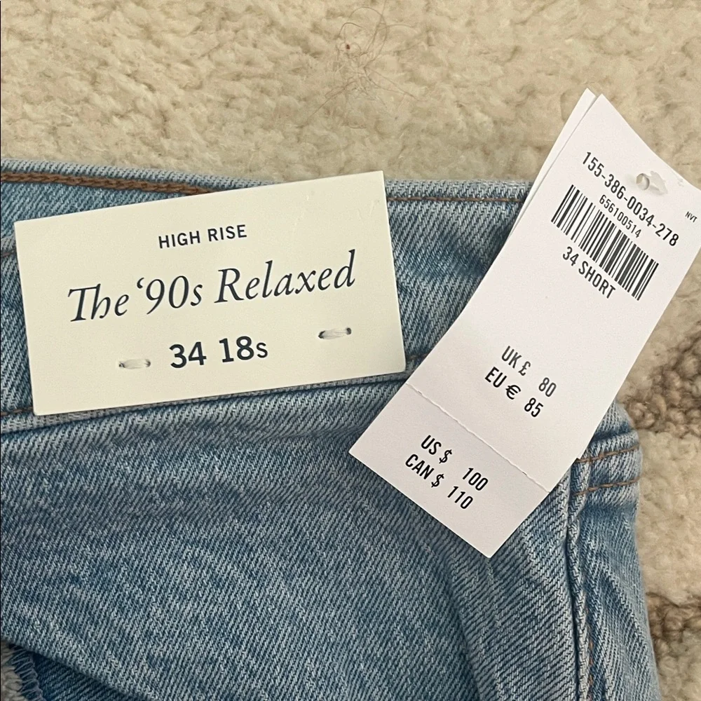 Abercrombie and Fitch Women’s High Rise The 90’s Relaxed Jean Size 34/18S nwt - Picture 3 of 4